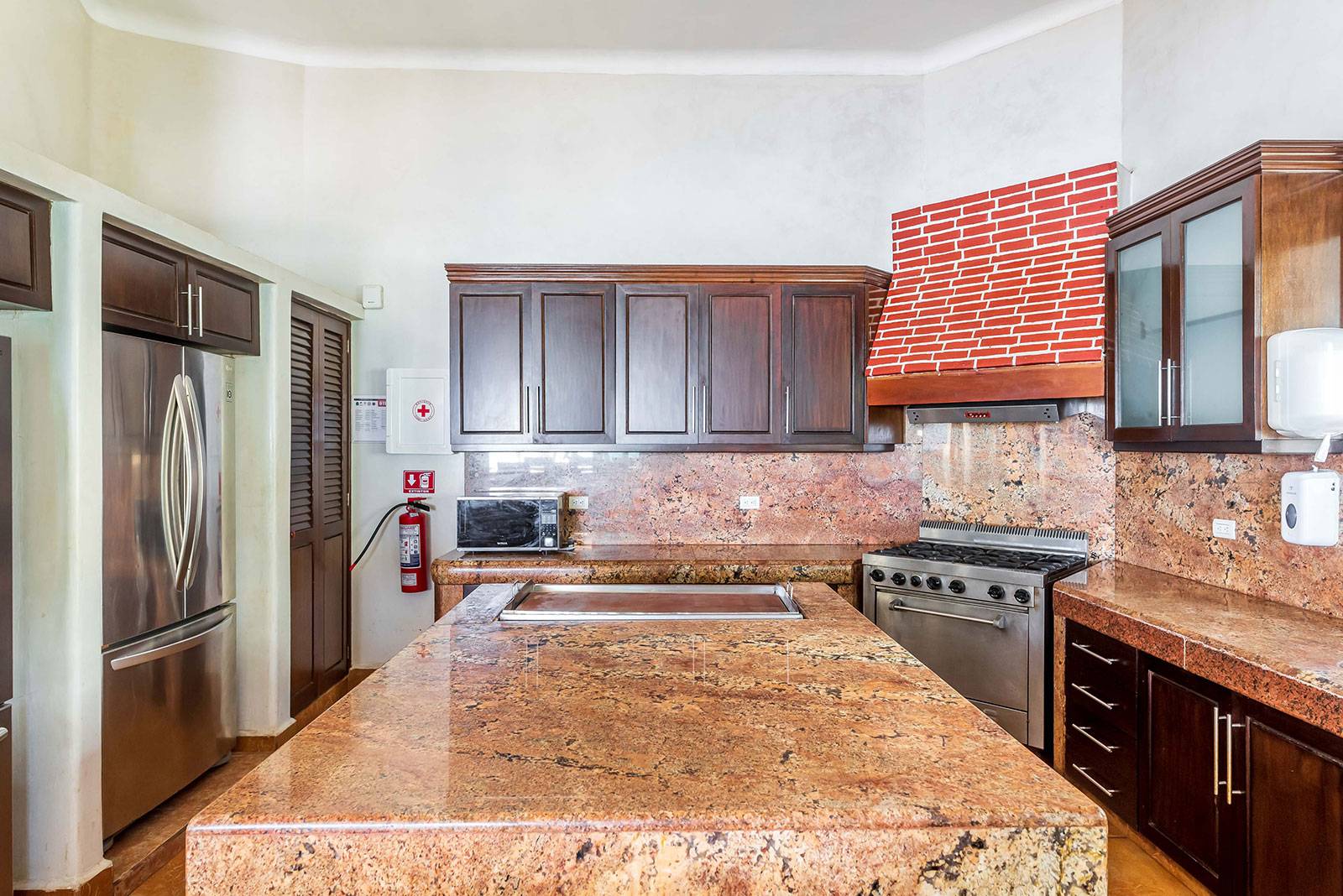 hacienda caracol soliman 13